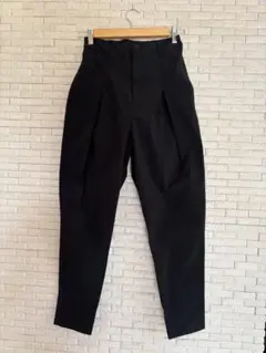 ヨーコモリモト　テーパードパンツ　ブラック　M
