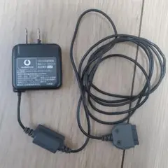 vodafone ガラケー用 V601N急速充電器 NECK01 ACアダプタ