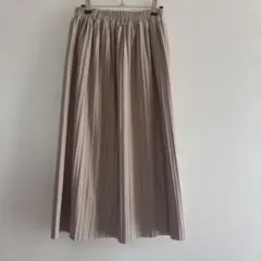 ピンクベージュ プリーツロングスカート