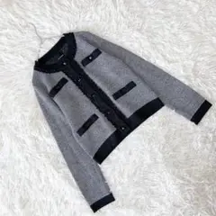 美品 《22 OCTOBER》 (2) クルーネックフリルカーディガン 日本製