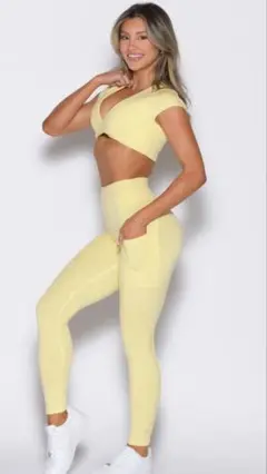ボムシェル　レギンス　bombshell sportwear サイズ:S 2025年最新】bombshell sportswearの人気アイテム - メルカリ