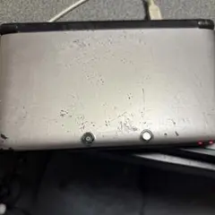 任天堂3DSLL