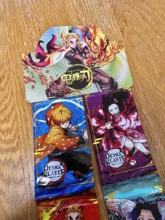 【海外版】鬼滅の刃 トレーディングカード 12パック　未開封