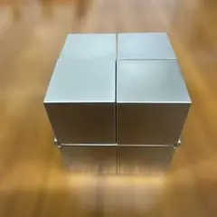 非鉄金属製キューブ灰皿？可変式