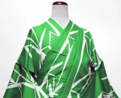 新品送料無料 no2単衣仕立て上がりポリエステル 踊りきもの 緑に線柄Mサイズ