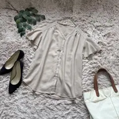 4748❃MUMU&Co.❃フレアスリーブノーカラーブラウス/ドロショ/M