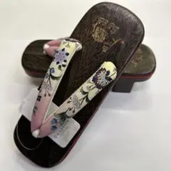 新品 桐 下駄 岡重 二枚歯 焼桐 化粧箱付き
