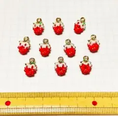 いちご　エナメルチャーム　10個
