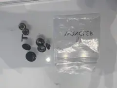 モンクレール　ボタン