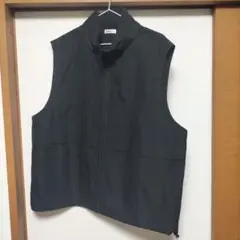 ベスト　黒　ブラック　Lサイズ