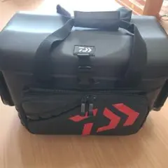 【美品】DAIWA クールバッグ CBFF28J