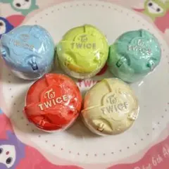 TWICE LOVELYSリングコレクション