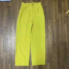 綺麗な黄緑 スラックス M