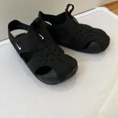 Nike ブラック サンダル