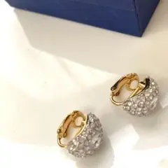 美品　スワロフスキー　パヴェ　イヤリング　ゴールドカラー　クリスタル　箱付き