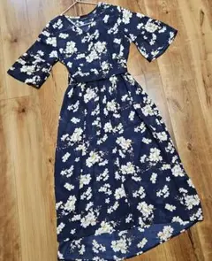夏物SALE❗BLISS POINT シアー素材ロングワンピ　花柄ウエスト紐有り