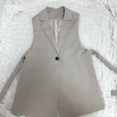【即購入可能！】GRLベージュ ベストジレ