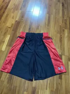 Under Armour バスケットボールパンツ 赤/黒