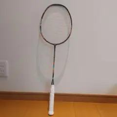 TOUR バドミントンラケット 5U19