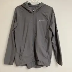 Nike フード付きウィンドブレーカー グレー