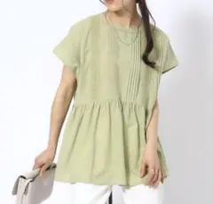ピンタックレースブラウス