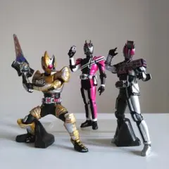 DGシリーズ　仮面ライダーディケイド　仮面ライダーブレイド　３種