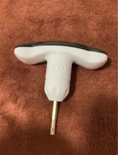 テーラーメイドゴルフ　レンチ