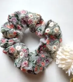 本日限り値引き　シュシュ　23 インド刺繍リボン　ハンドメイド