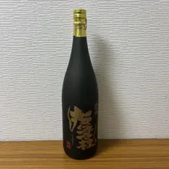 金撫磨杜(きんなまず) 【ゴールドテールキャット】37度 1800ml 金撫磨杜 ( きんなまず ) -ゴールドテールキャット-37度 1.8L
