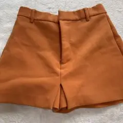 ZARA オレンジ ショートパンツ 24