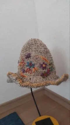 ◆チチカカ◆ベージュ花柄刺繍帽子
