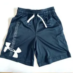 アンダーアーマー　ハーフパンツ　キッズ 130cm