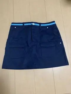 サンブリッジ　ネイビー スカート
