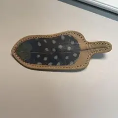 HIRAMOK レザー製 ブローチ　羽