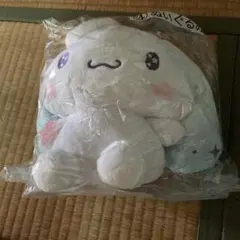 かわいいキャラクターぬいぐるみ