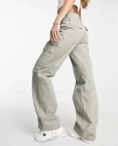 Hollister cargo baggy trousers in khaki