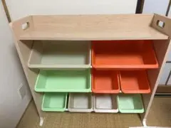 おもちゃ棚