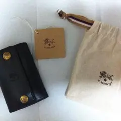 IL BISONTE ブラックレザーキーケース