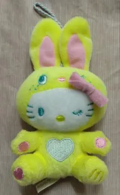 マック♡ハローキティ うさぎぬいぐるみ