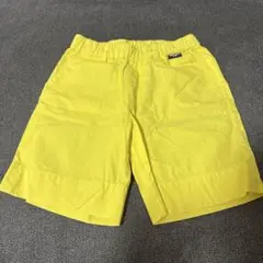 Aston Martin イエローショートパンツ