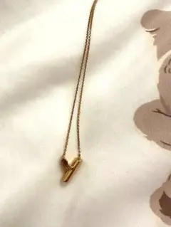 LOUIS VUITTON ルイヴィトン イニシャルネックレス