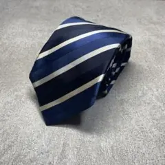 【ネクタイ】アーバンリサーチ　レジメンタル