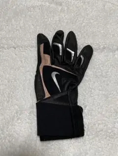NIKE バッティング用手袋右手のみ