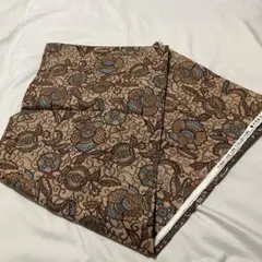 生地　ボタニカル　ペイズリー柄