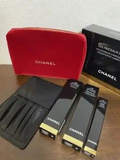 CHANEL⭐️シャネル⭐️ポーチ⭐️ブラシセット⭐️クリスマス2019