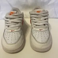Nike Force 1 スニーカー