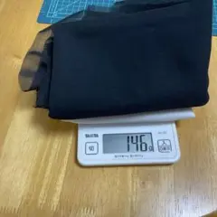 黒と白の生地 146g ベンベルグ夏用裏地