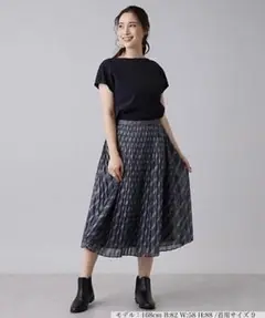 美品レリアンプリーツスカート ♡総柄チャコールグレー11号Ｌ