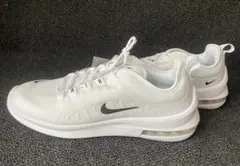 エアマックス アクシス NIKE スニーカー