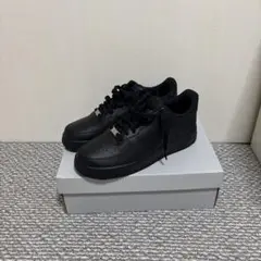 Nike Air Force 1 ブラック
